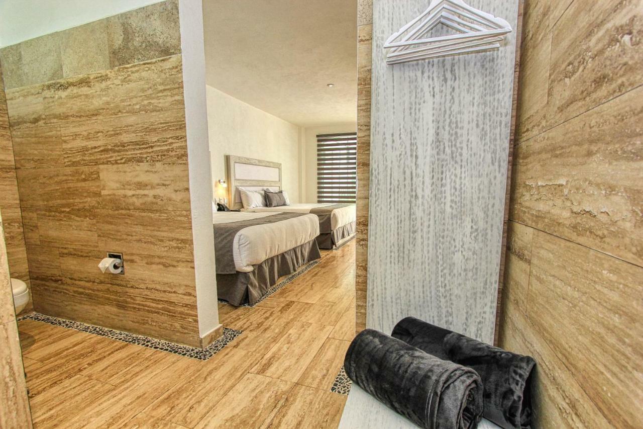 Hotel Splash Inn Альенде Экстерьер фото