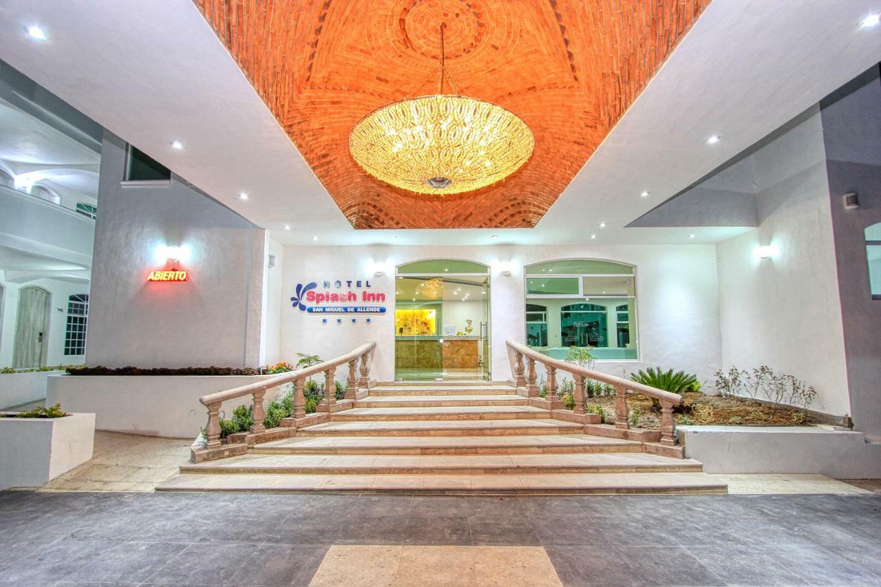 Hotel Splash Inn Альенде Экстерьер фото