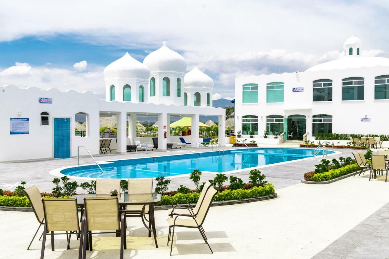 Hotel Splash Inn Альенде Экстерьер фото