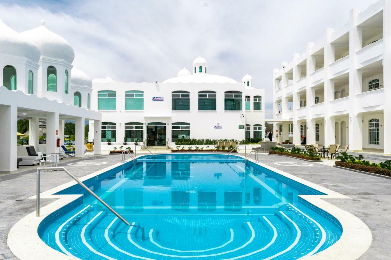 Hotel Splash Inn Альенде Экстерьер фото